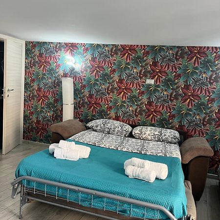 Napoli Centro-La Casa Di Lucio Bed and Breakfast Exteriör bild